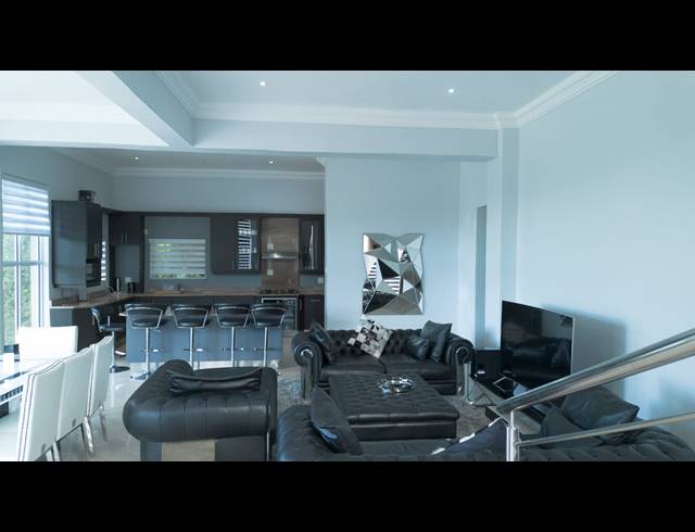 4 BEDROOM FREESTANDING FOR SALE IN BEACON BAY